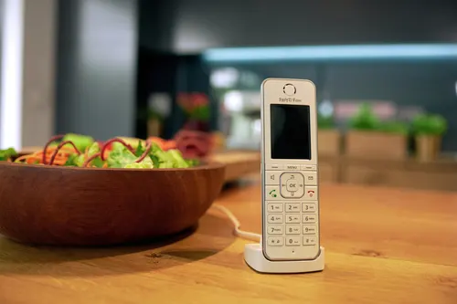Fon FRITZ! C6 Telefon w systemie DECT Nazwa i identyfikacja dzwoniącego Biały