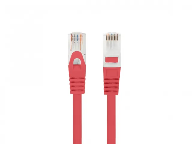 Patchcord Lanberg UTP kat.6 0,5m LSZH CU fluke passed czerwony