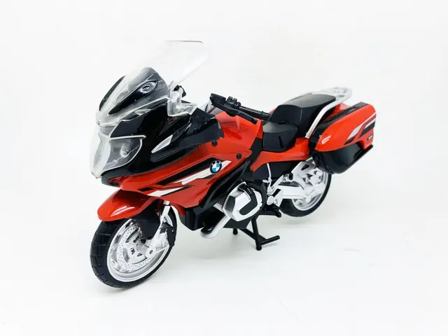 Motocykl MSZ 1/12 BMW R1250 RT czerwony