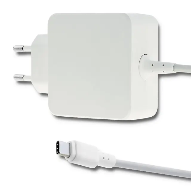 Zasilacz sieciowy Qoltec 45W, 5-20V, 2-3A, USB-C, PD, Biała