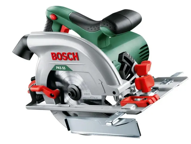 BOSCH.PILARKA PKS 55 /1200W 160mm