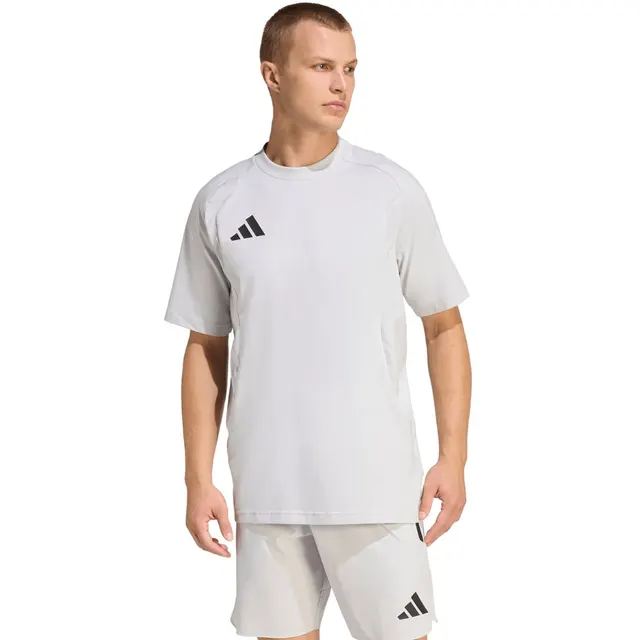 Koszulka męska adidas Tiro 26 Travel Tee jasnoszara KD1120 M