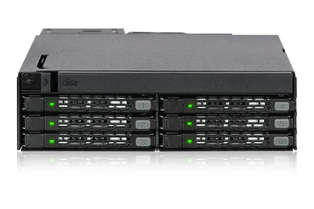 Płyta montażowa IcyDock 6x6 3cm SATAI-III w 1x5 25 HDD/SSD sw sprzedaży detalicznej