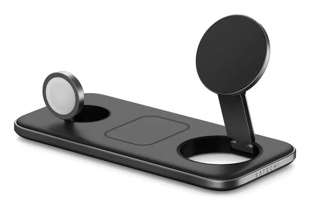 Satechi Qi2 Trio Wireless Charging Pad - magnetyczna ładowarka bezprzewodowa do trzech urządzeń (AppleWatch 5W AirPods 5W Qi2 15W) kabel 1m ładowarka sieciowa 45W oraz wymienne wtyczki UK i EU w zestawie (space gray)