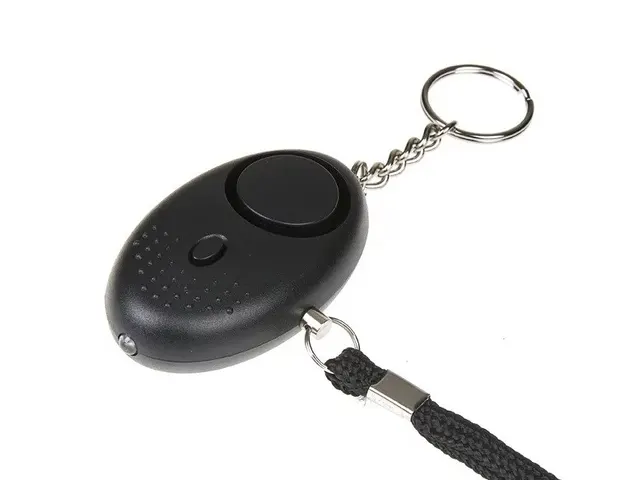 Alarm osobisty GUARD Scorpion z latarką LED czarny syrena 120dB (YC-003-BL)
