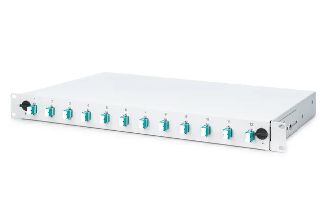 Panel krosowy FO z wyposażeniem 19'' 1U 12x LC dx OM3 pigtaile adaptery tacki wysuwany szary