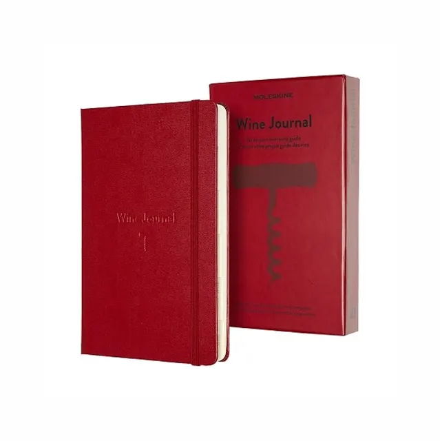 Moleskine Dziennik Moleskine Wine z serii Passion Journal to idealne miejsce do profesjonalnego opisywania i katalogowania ulubionych win oraz wrażeń z degustacji 400 stron.