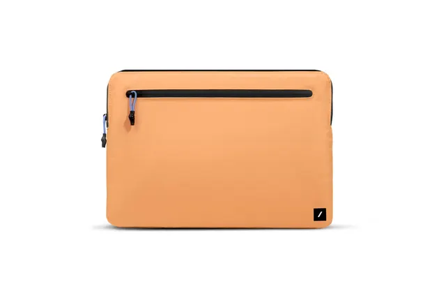 Native Union Ultralight Sleeve - etui ochronne do Macbook 16 (apricot crush)
