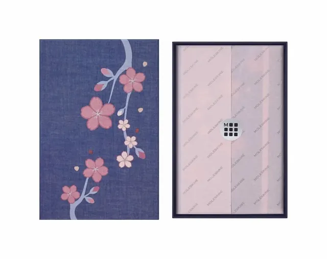 MOLESKINE Notes Sakura 2025 L 13x21cm w linie edycja limitowana w pudełku