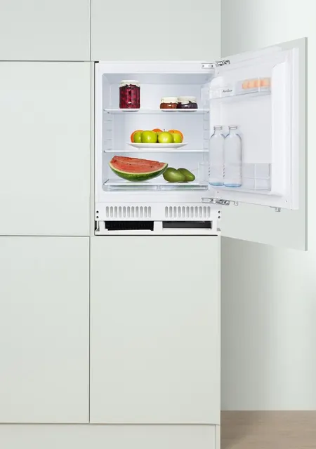 Chłodziarka AMICA UC162.4i(E)