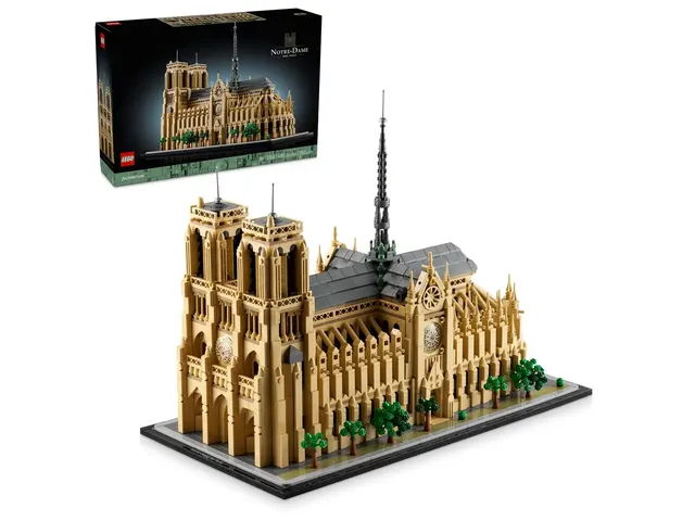 LEGO Architecture 21061 - Notre-Dame w Paryżu
