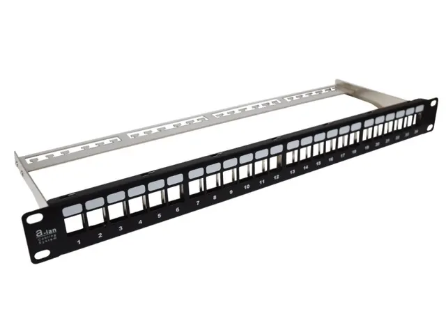 Patch panel 19 ALANTEC modularny 24 portów 1U z podporą niewyposażony