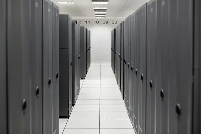 Spectra TFinity LTO HPT Non-isolating Custom Skins 78 Chambers 1x 24V PS Right Frame