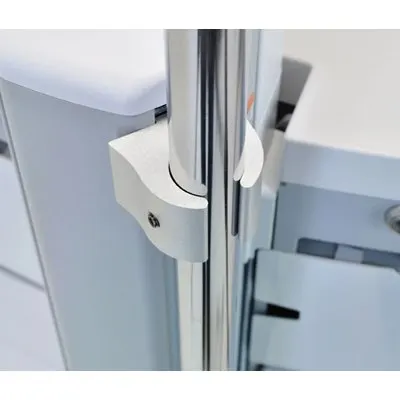 KIT IV POLE MOUNTING ACCESSORY/.